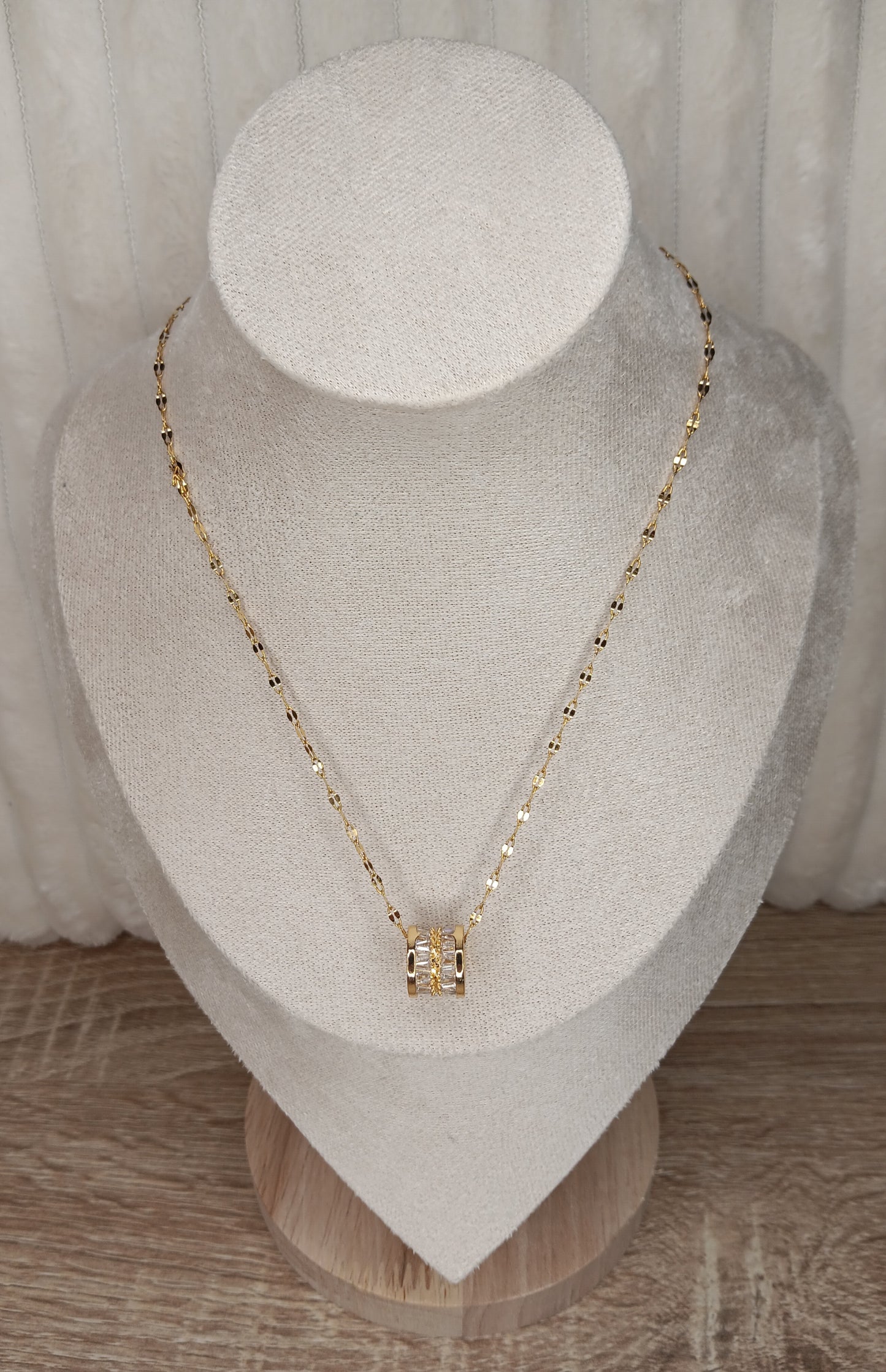 Collier Marta