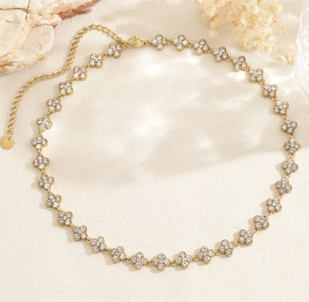 Collier Tesnim blanc
