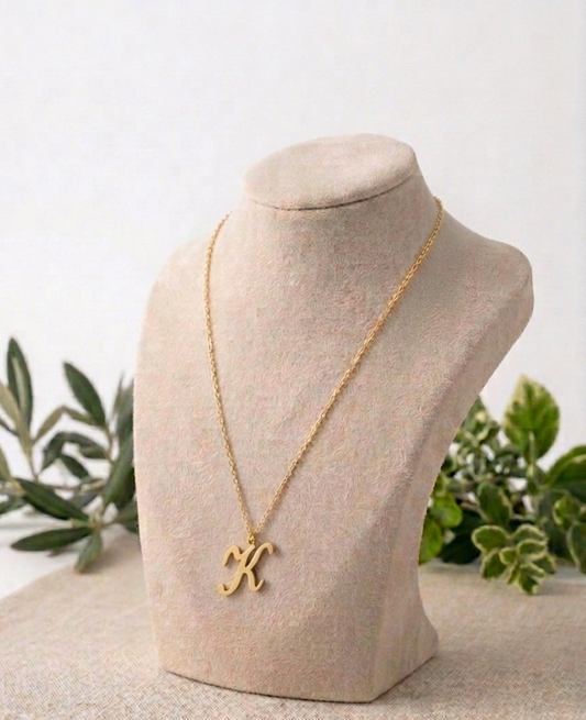 Collier lettre K