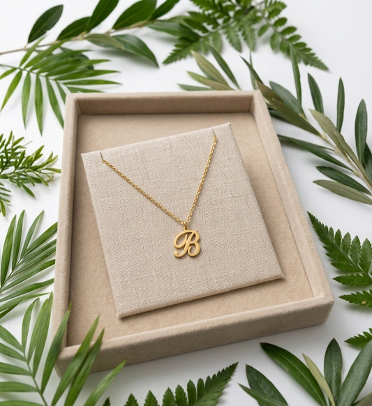 Collier lettre B